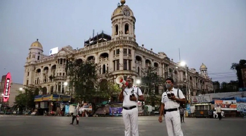 এবার পশ্চিমবঙ্গে রাত্রিকালীন কারফিউ, শিক্ষাপ্রতিষ্ঠান বন্ধ